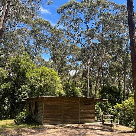 Lakes Entrance Log Cabins Exterior photo